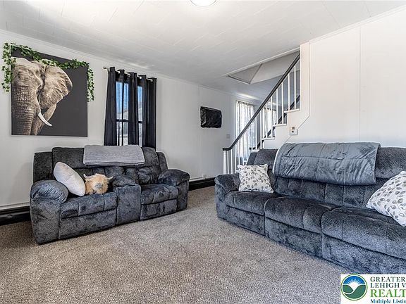 2nd image of 27 Packer Ave