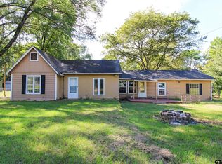 407 Pace St, Naples, TX 75568