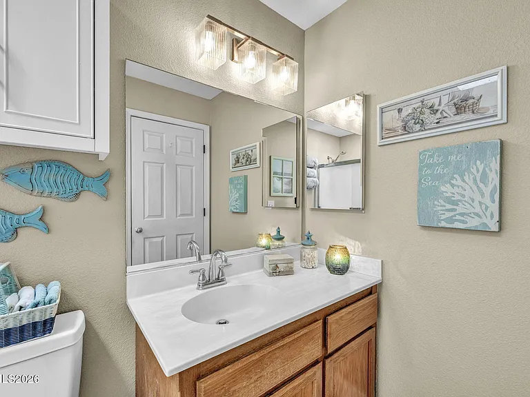 1331 Victoria Dr — Photo 29