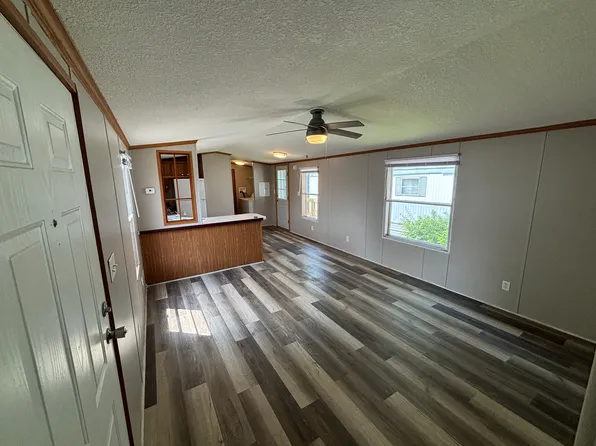 1st Ave, Saint Joseph, MN 56374