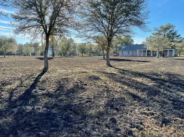 11280 Pillet Jones Dr, Vancleave, MS 39565