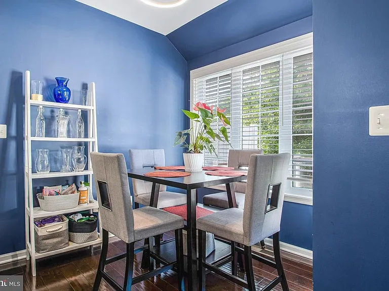 10805 Lariat Way — Photo 16