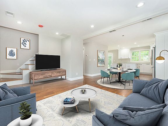 Living Room/ Dining Room