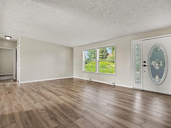 3rd image of 2256 S 775 W