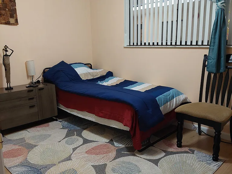 5250 Las Verdes Cir #114 — Photo 11