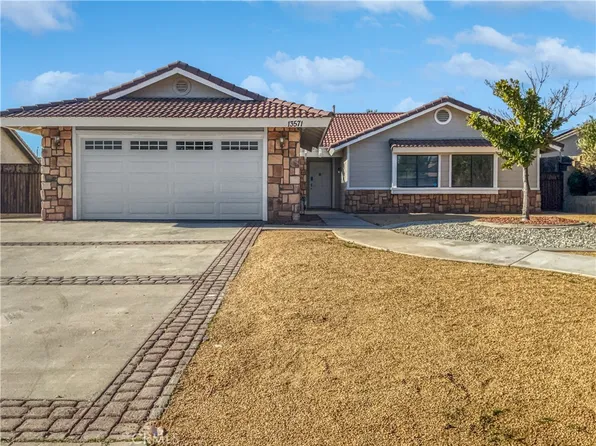 13571 Elm St, Hesperia, CA 92344