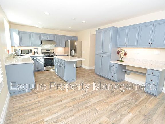 5th image of 7648 Jackson St