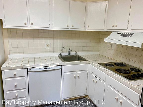 5th image of 1101 Saint Paul St Unit 507