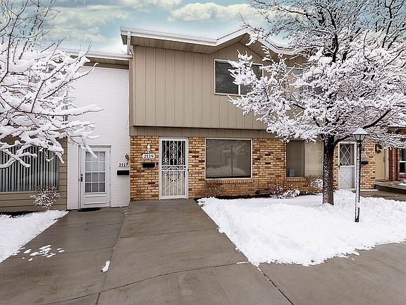 4th image of 2119 E Georgetown Sq #P54