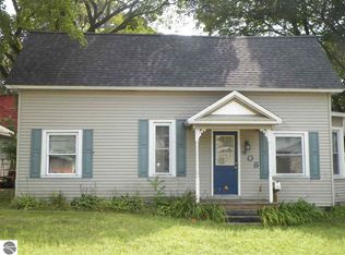 408 W Garfield St, Cadillac, MI 49601