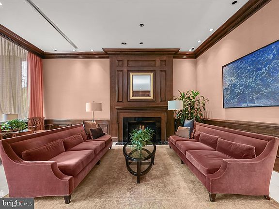 3rd image of 3101 New Mexico Ave NW APT 553