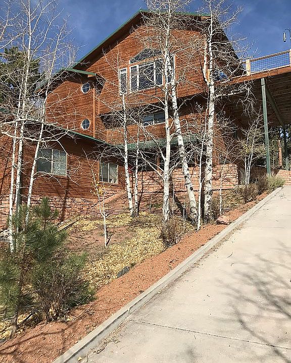 1st image of 352 Gray Horse Cir