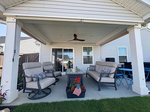 3rd image of 1324 Coffeetree Dr