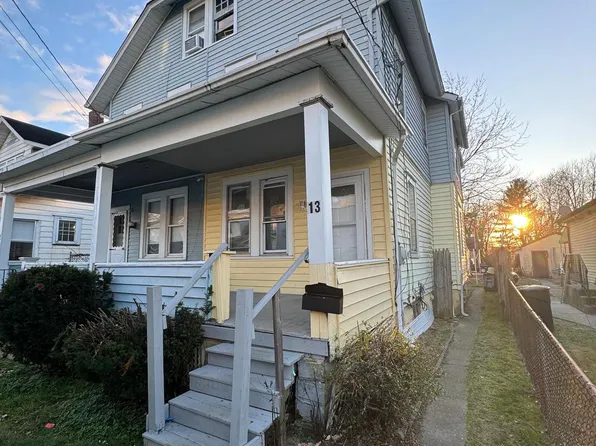 13 Scammell Ave, Hamilton, NJ 08629