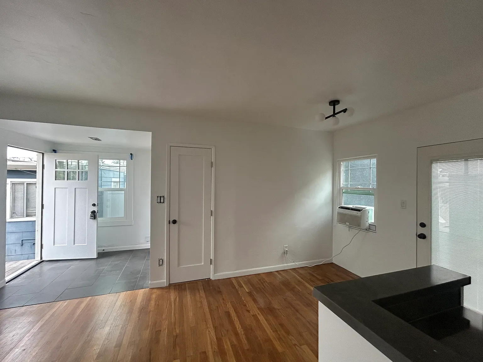 1 bed, 600 sqft, $2,495 — Photo 4