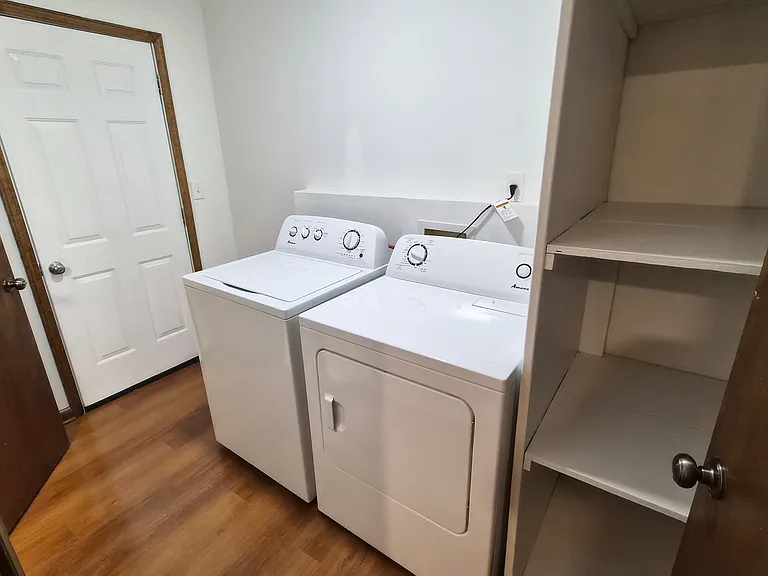 Washer/Dryer in Laundry Room