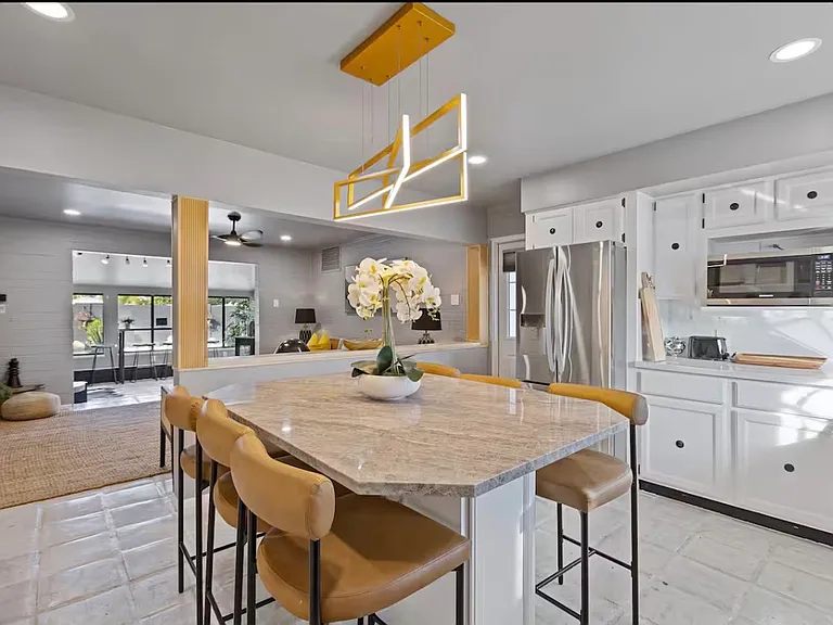 7608 E Osborn Rd — Photo 3