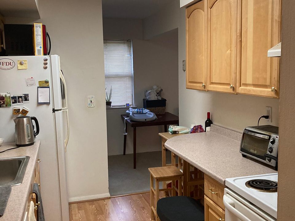 2nd image of 0 Crescent Dr