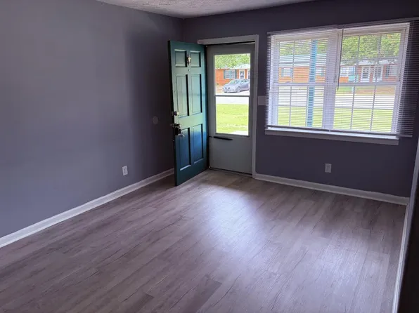 406 Beta St #C, Laurinburg, NC 28352