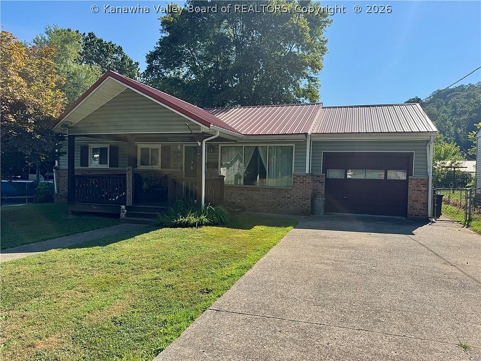 1st image of 212 Monterey Dr