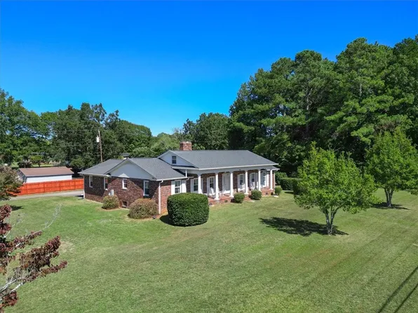 808 W Greer St, Honea Path, SC 29654