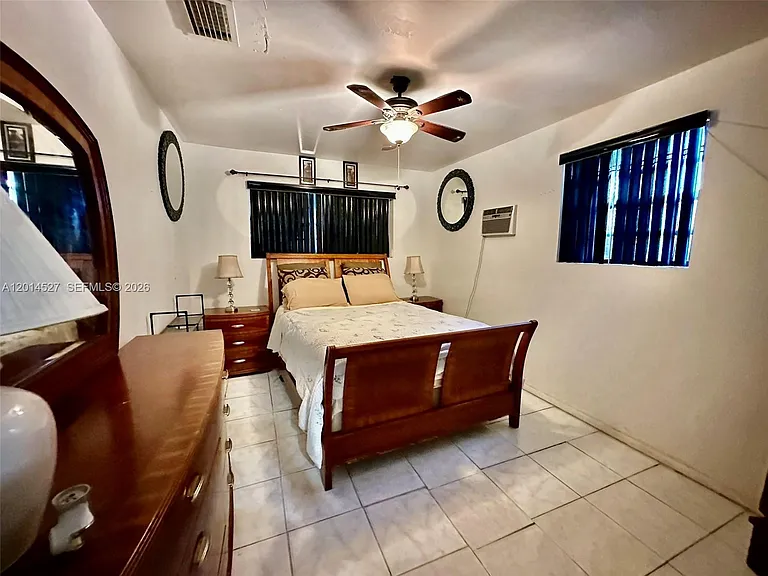 4733 NW 192nd St #EFFICIENCY — Photo 8
