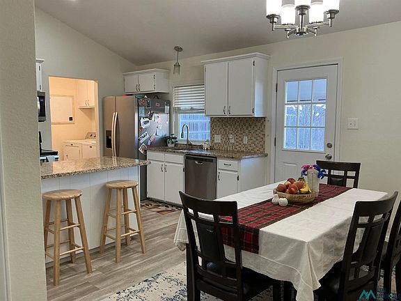 3rd image of 2700 Hammond Blvd