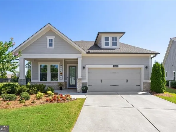 6853 River Rock Dr, Flowery Branch, GA 30542