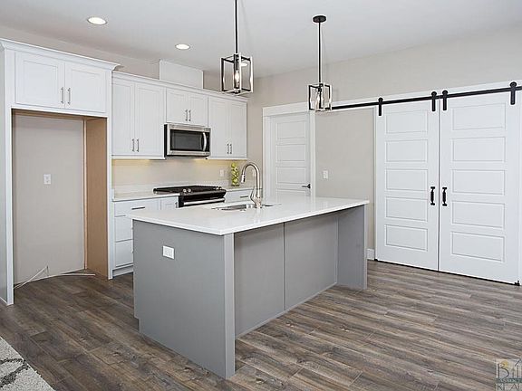 4th image of 6311 Southern Bluffs Ln