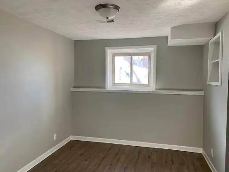 13530 Josephine St — Photo 8