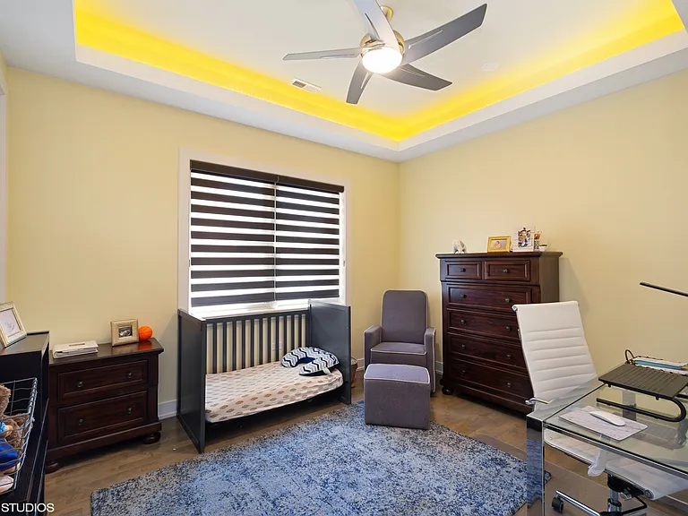 441 E Oakwood Blvd #2 — Photo 14