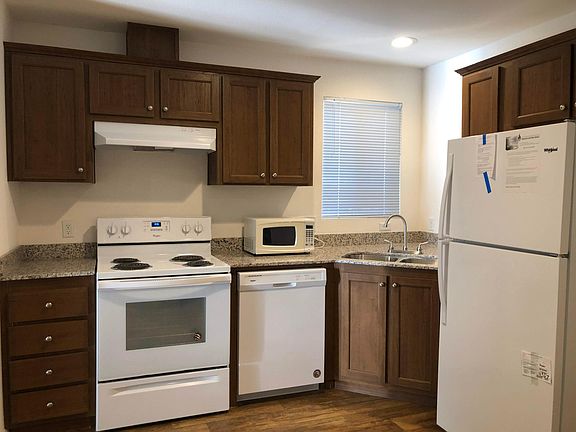 4th image of 3008 Ryan Ave