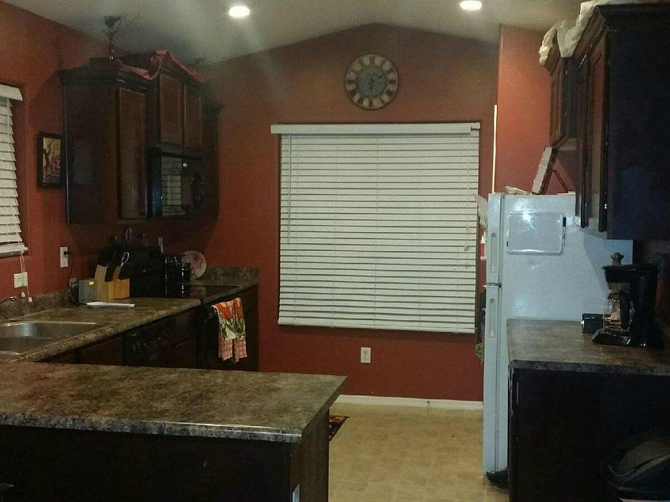 2nd image of 2708 S 102nd Ln