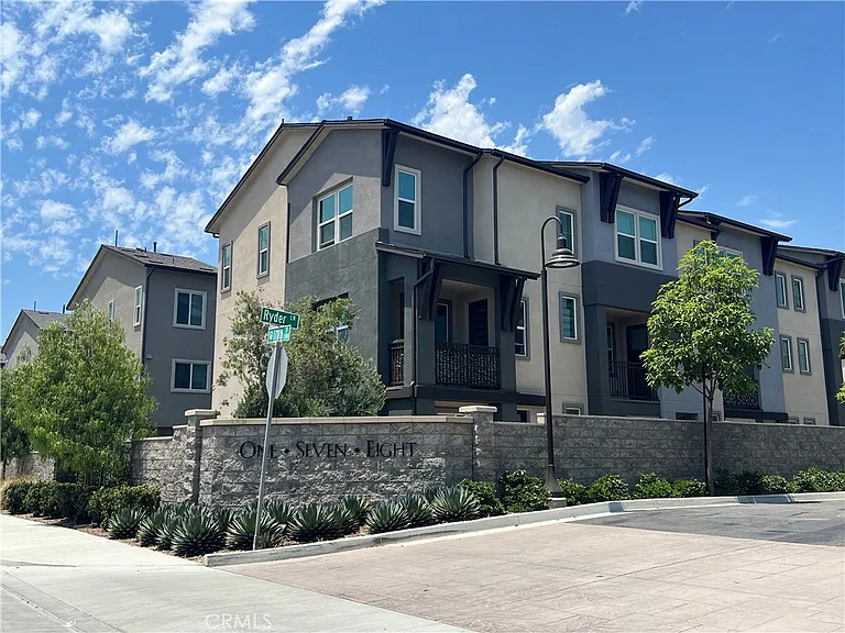 7358 Parker Ln — Photo 34