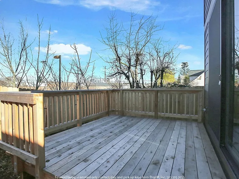 927 N Stafford St — Photo 18