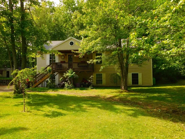 218 Deboer Lane, Wakefield, NH 03872