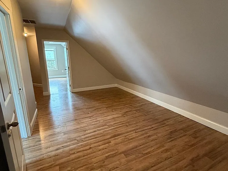 552 Central Ave — Photo 17