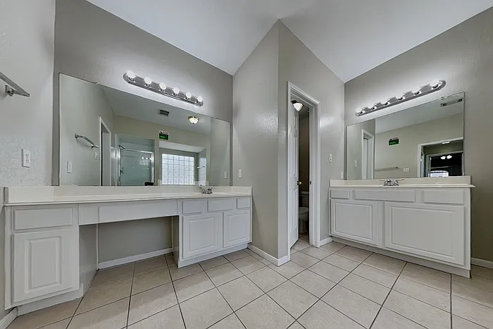 15535 Downford Dr — Photo 11