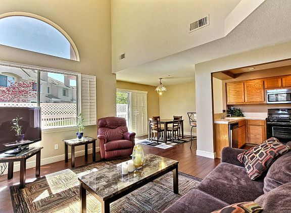 2nd image of 6961 Rodling Dr Unit A