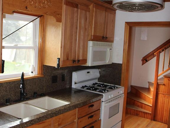 4th image of 4634 Crosby Ave