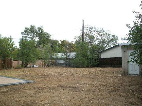 4th image of 616 Cherry Ln