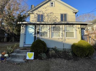 9 Ferry Ln, Barrington, RI 02806