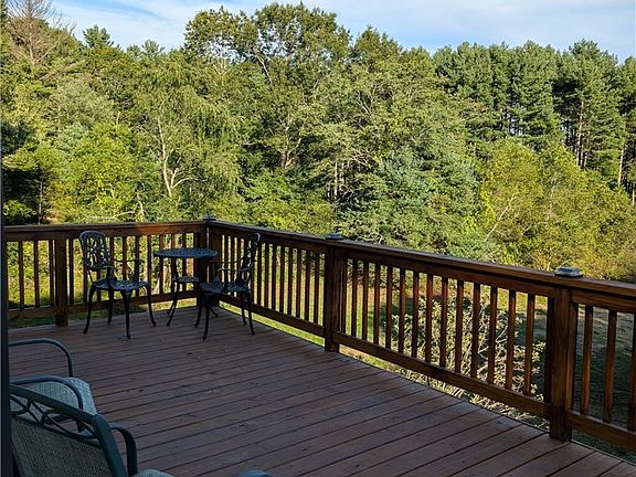 4th image of 164 Glade Creek Road