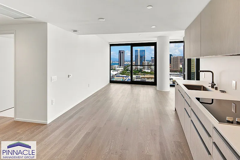 1 bed, 1.0 bath, 740 sqft, $4,300 — Photo 3