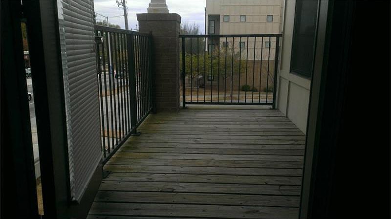 2nd image of 898 Oak St SW