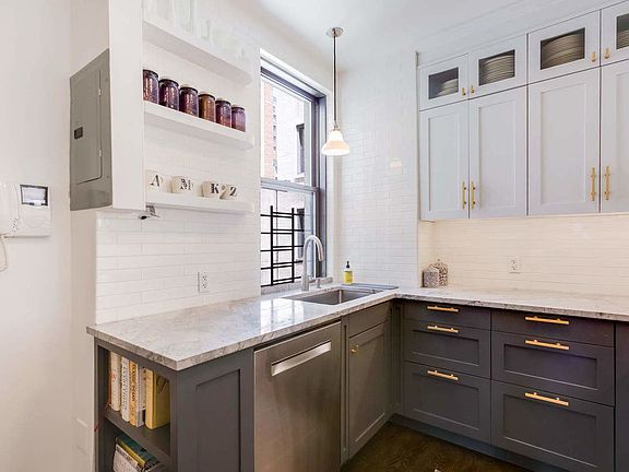 5th image of 252 W 85th St APT 7D