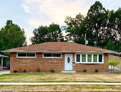 1st image of 2680 Somia Dr