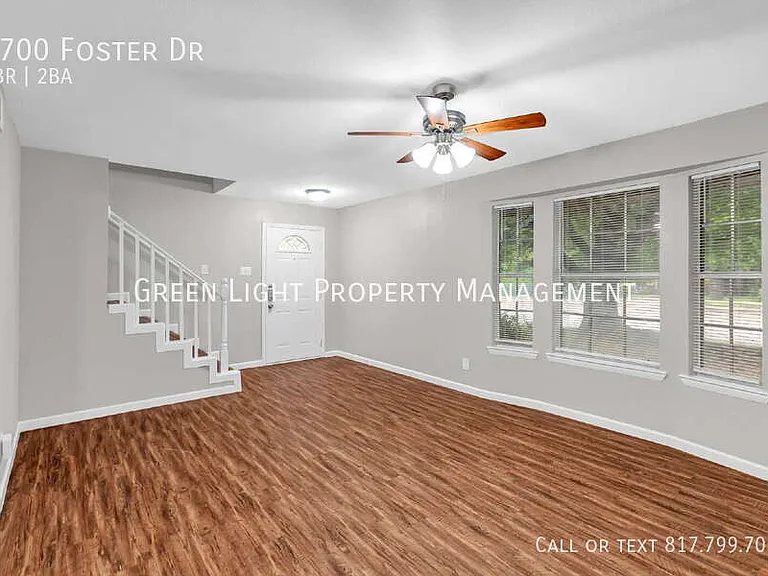 1700 Foster Dr — Photo 7