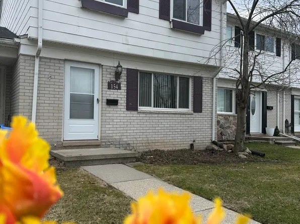 154 Parnacott Dr, Mount Clemens, MI 48043