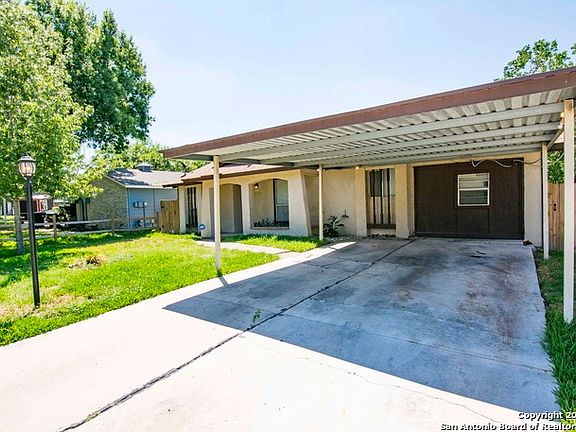 2nd image of 6838 Blue Lake Dr
